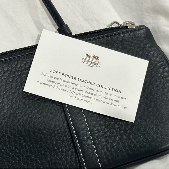 COACH Black Leather Pebbled Wristlet - Picture 3 of 3
